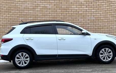 KIA Rio IV, 2018 год, 1 370 000 рублей, 3 фотография