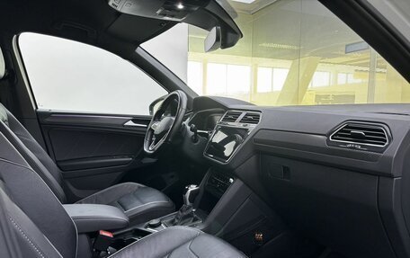 Volkswagen Tiguan II, 2021 год, 4 799 000 рублей, 11 фотография