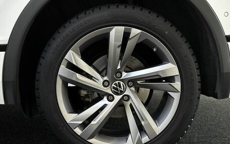 Volkswagen Tiguan II, 2021 год, 4 799 000 рублей, 18 фотография