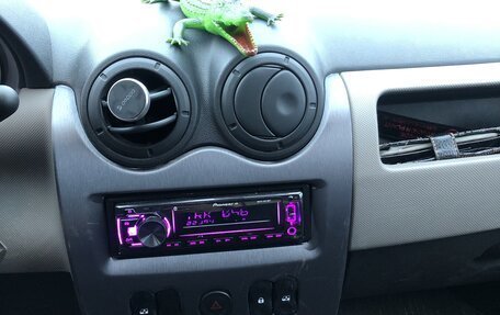 Renault Sandero I, 2013 год, 550 000 рублей, 5 фотография