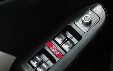 Haval Jolion, 2023 год, 1 950 000 рублей, 23 фотография