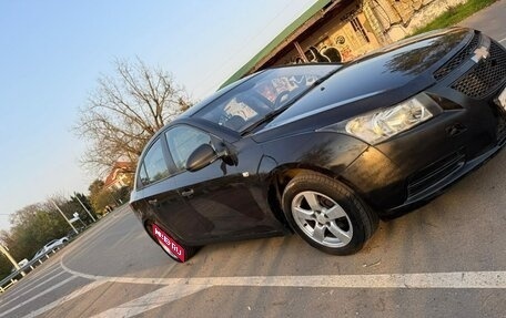 Chevrolet Cruze II, 2010 год, 549 999 рублей, 1 фотография