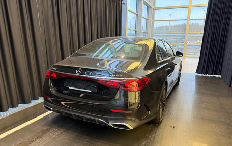 Mercedes-Benz E-Класс, 2025 год, 9 990 000 рублей, 3 фотография