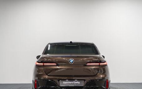 BMW 7 серия, 2025 год, 24 790 000 рублей, 10 фотография