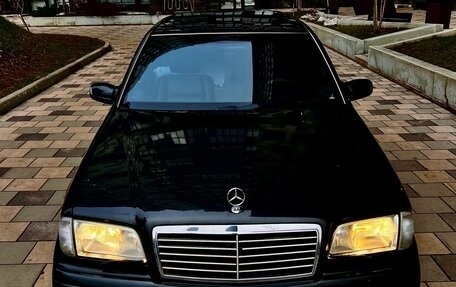 Mercedes-Benz C-Класс, 1994 год, 690 000 рублей, 4 фотография