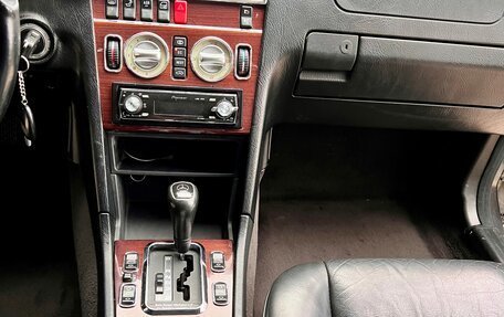 Mercedes-Benz C-Класс, 1994 год, 690 000 рублей, 24 фотография