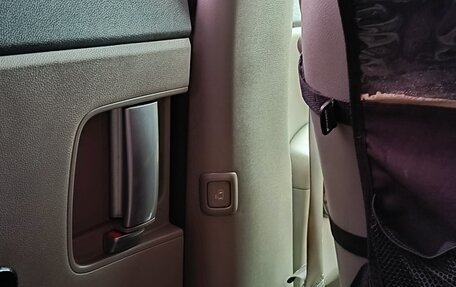 KIA Carnival III, 2017 год, 2 690 000 рублей, 10 фотография