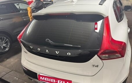 Volvo V40 Cross Country I, 2019 год, 2 400 000 рублей, 2 фотография