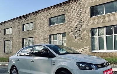 Volkswagen Polo VI (EU Market), 2013 год, 820 000 рублей, 1 фотография