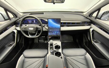 Geely Atlas, 2024 год, 3 390 000 рублей, 7 фотография