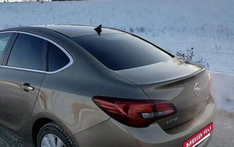 Opel Astra J, 2012 год, 750 000 рублей, 3 фотография