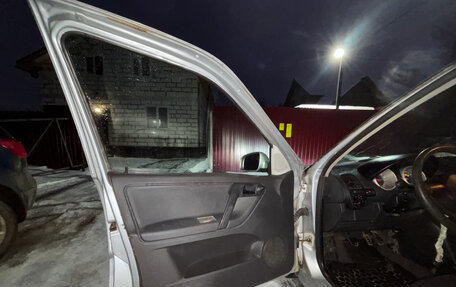 Volkswagen Polo III рестайлинг, 2001 год, 185 000 рублей, 12 фотография