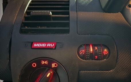 Volkswagen Polo III рестайлинг, 2001 год, 185 000 рублей, 23 фотография