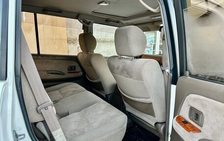 Toyota Land Cruiser Prado 90 рестайлинг, 1998 год, 1 680 000 рублей, 11 фотография