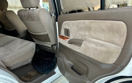 Toyota Land Cruiser Prado 90 рестайлинг, 1998 год, 1 680 000 рублей, 12 фотография