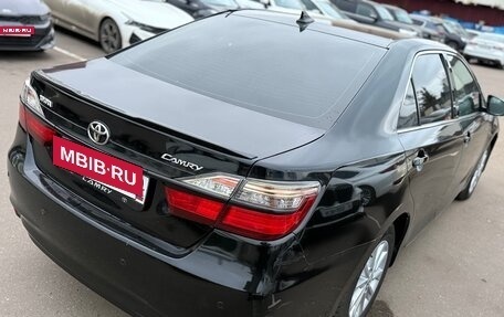 Toyota Camry, 2017 год, 1 630 000 рублей, 4 фотография