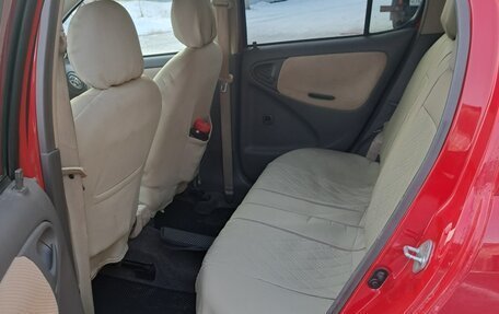 Toyota Vitz, 2003 год, 570 000 рублей, 4 фотография