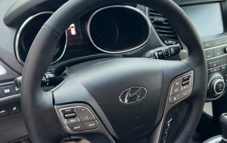 Hyundai Santa Fe III рестайлинг, 2016 год, 2 350 000 рублей, 25 фотография