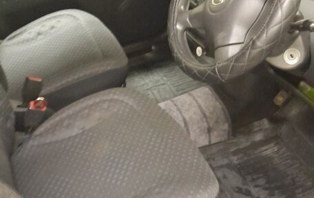 Toyota FunCargo, 2003 год, 460 000 рублей, 8 фотография