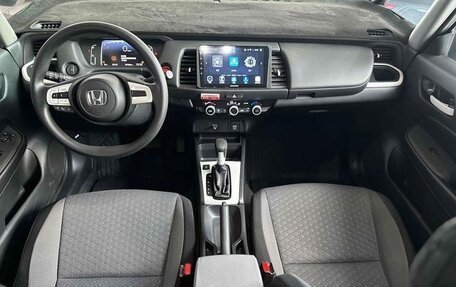 Honda Fit, 2022 год, 1 090 000 рублей, 6 фотография