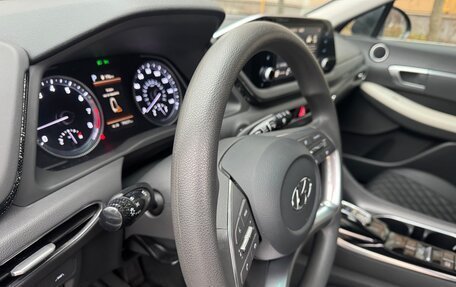 Hyundai Sonata VIII, 2021 год, 2 750 000 рублей, 10 фотография