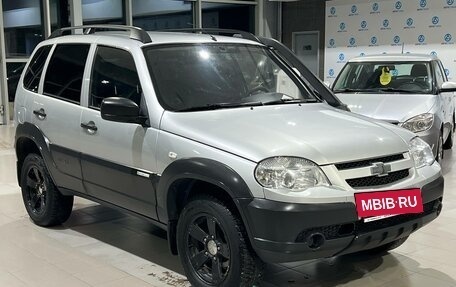 Chevrolet Niva I рестайлинг, 2012 год, 447 000 рублей, 3 фотография