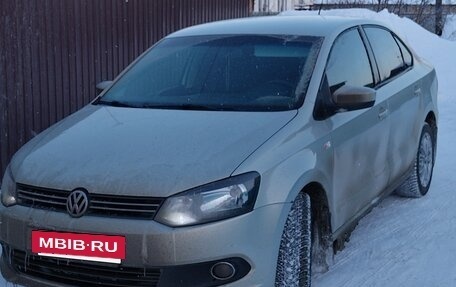 Volkswagen Polo VI (EU Market), 2011 год, 530 000 рублей, 2 фотография