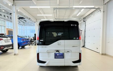 Honda Stepwgn IV, 2015 год, 2 099 900 рублей, 5 фотография