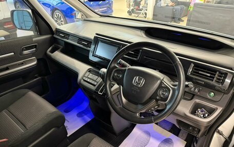 Honda Stepwgn IV, 2015 год, 2 099 900 рублей, 11 фотография