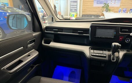 Honda Stepwgn IV, 2015 год, 2 099 900 рублей, 14 фотография