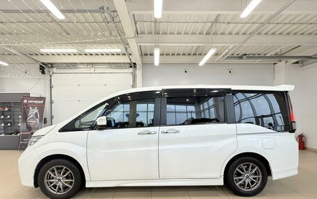 Honda Stepwgn IV, 2015 год, 2 099 900 рублей, 3 фотография