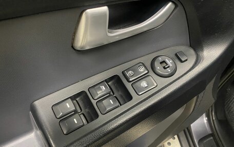 KIA Sportage III, 2010 год, 996 000 рублей, 27 фотография