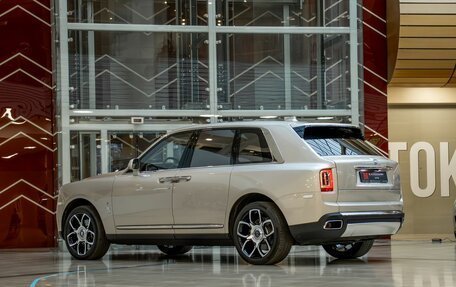 Rolls-Royce Cullinan, 2021 год, 29 900 000 рублей, 8 фотография