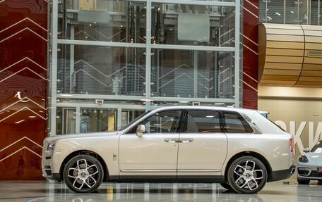 Rolls-Royce Cullinan, 2021 год, 29 900 000 рублей, 12 фотография