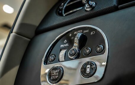 Rolls-Royce Cullinan, 2021 год, 29 900 000 рублей, 17 фотография