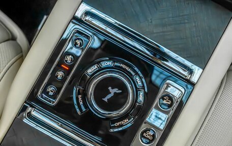 Rolls-Royce Cullinan, 2021 год, 29 900 000 рублей, 25 фотография