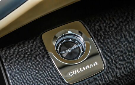 Rolls-Royce Cullinan, 2021 год, 29 900 000 рублей, 31 фотография