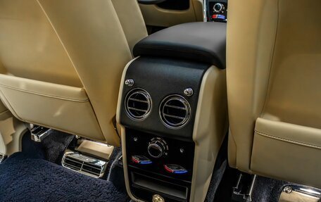 Rolls-Royce Cullinan, 2021 год, 29 900 000 рублей, 40 фотография