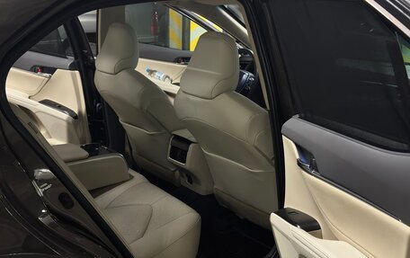 Toyota Camry, 2021 год, 3 560 000 рублей, 19 фотография