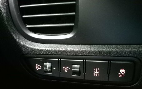 KIA Rio IV, 2019 год, 1 599 000 рублей, 16 фотография