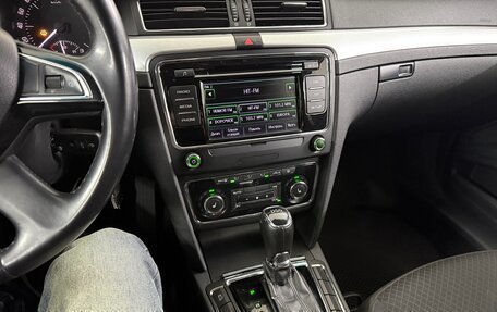 Skoda Superb III рестайлинг, 2014 год, 1 200 000 рублей, 15 фотография