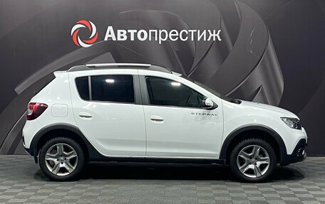 Renault Sandero II рестайлинг, 2022 год, 1 295 000 рублей, 5 фотография