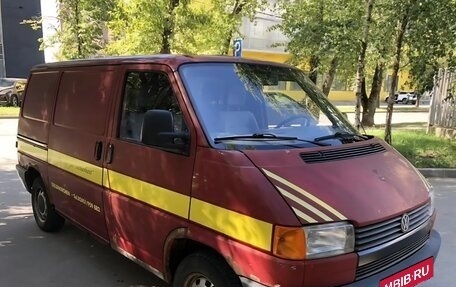 Volkswagen Transporter T4, 1993 год, 320 000 рублей, 2 фотография