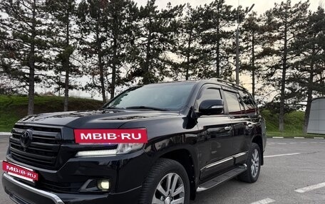 Toyota Land Cruiser 200, 2014 год, 4 300 000 рублей, 9 фотография