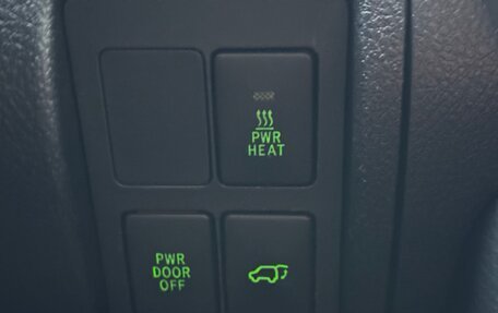 Toyota Land Cruiser 200, 2014 год, 4 300 000 рублей, 27 фотография