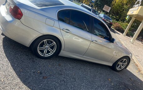 BMW 3 серия, 2005 год, 750 000 рублей, 2 фотография