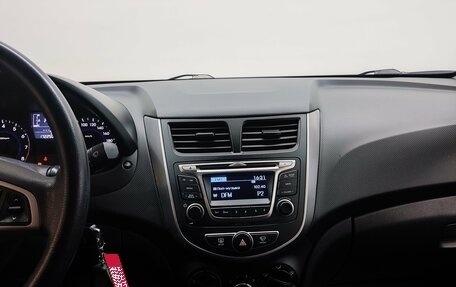 Hyundai Solaris II рестайлинг, 2014 год, 900 000 рублей, 12 фотография