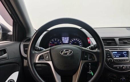 Hyundai Solaris II рестайлинг, 2014 год, 900 000 рублей, 11 фотография