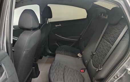 Hyundai Solaris II рестайлинг, 2014 год, 900 000 рублей, 16 фотография