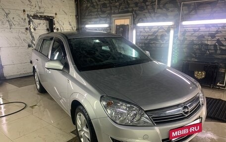 Opel Astra H, 2011 год, 850 000 рублей, 3 фотография